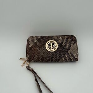 Elegant Brown Woven Clutch